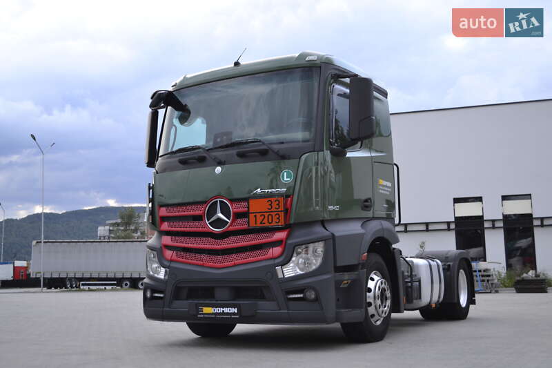 Тягач Mercedes-Benz Actros 2017 в Хусте
