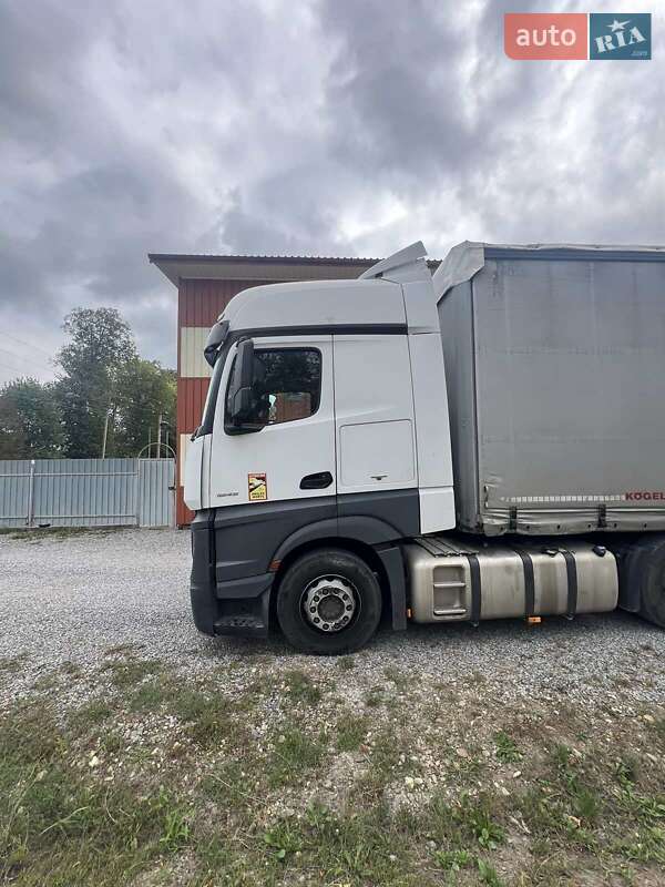 Тягач Mercedes-Benz Actros 2017 в Глыбокой