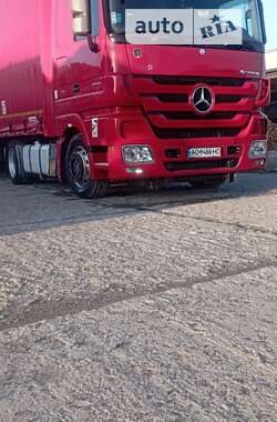 Тентованый Mercedes-Benz Actros 2011 в Мукачево