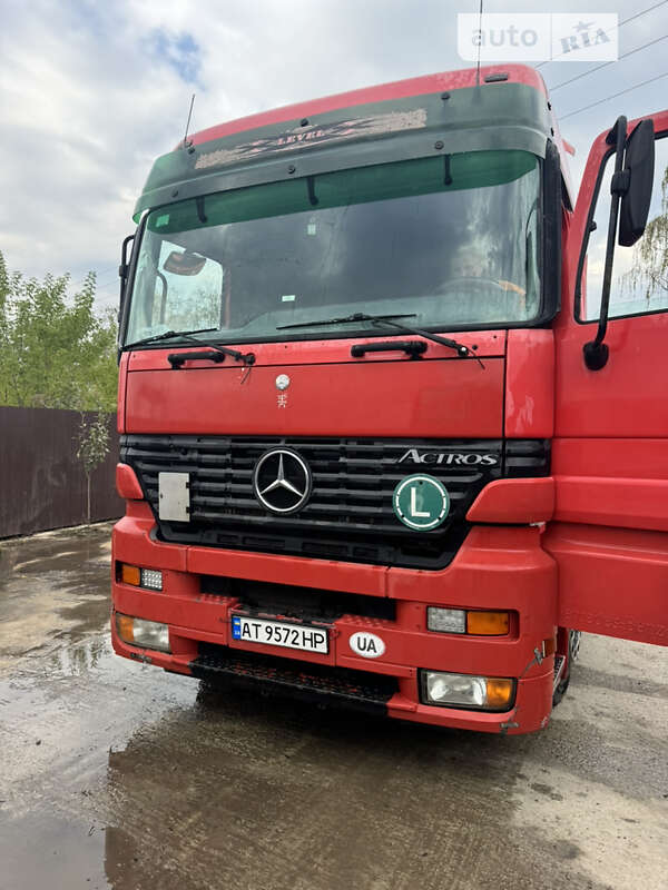 Другие грузовики Mercedes-Benz Actros 2001 в Ивано-Франковске