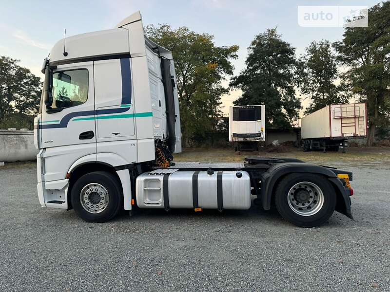 Mercedes-Benz Actros 2015