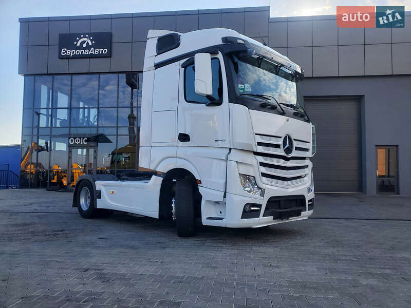 Тягач Mercedes-Benz Actros 2019 в 