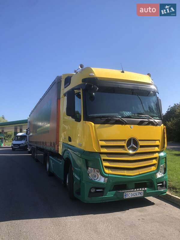 Тягач Mercedes-Benz Actros 2013 в Львове