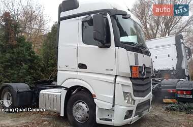 Тягач Mercedes-Benz Actros 2014 в 