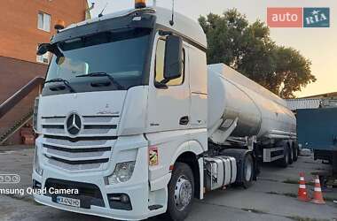 Тягач Mercedes-Benz Actros 2014 в Киеве