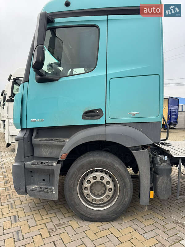 Тягач Mercedes-Benz Actros 2013 в Виннице