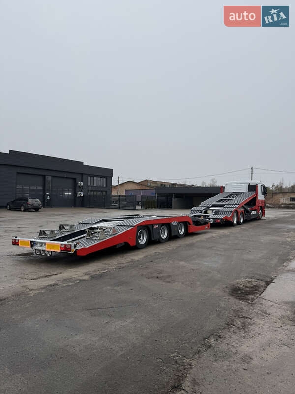 Автовоз Mercedes-Benz Actros 2013 в Вараше