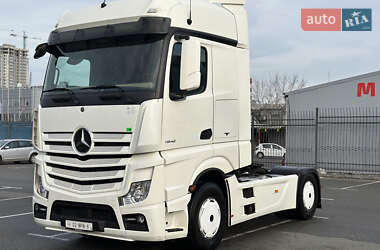 Тягач Mercedes-Benz Actros 2015 в Києві