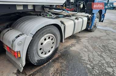 Тягач Mercedes-Benz Actros 2004 в 