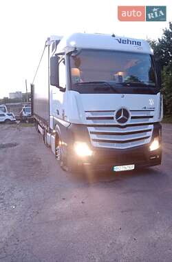 Тягач Mercedes-Benz Actros 2014 в 