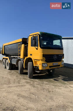 Самосвал Mercedes-Benz Actros 2004 в Черновцах