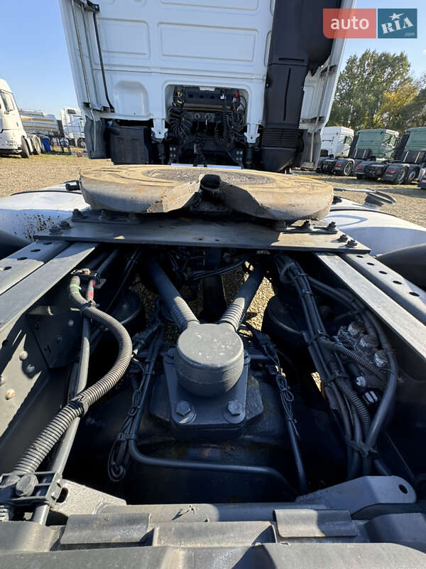 Тягач Mercedes-Benz Actros 2012 в Черновцах