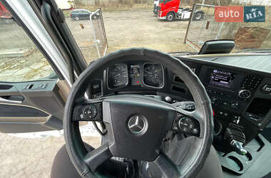 Тягач Mercedes-Benz Actros 2016 в 