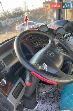 Тентований Mercedes-Benz Actros 2005 в 