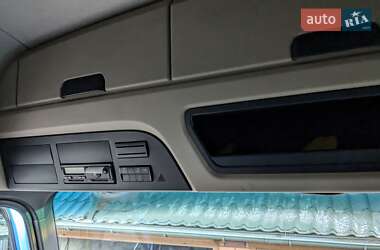 Тягач Mercedes-Benz Actros 2013 в 