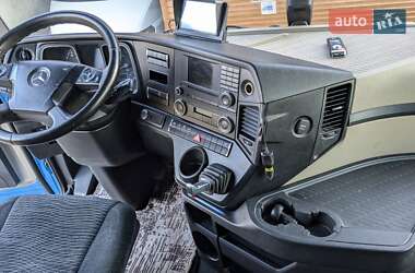 Тягач Mercedes-Benz Actros 2013 в 