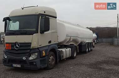 Бензовоз Mercedes-Benz Actros 2013 в 