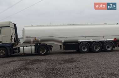 Бензовоз Mercedes-Benz Actros 2013 в 