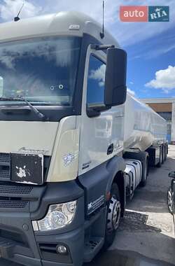 Бензовоз Mercedes-Benz Actros 2013 в 