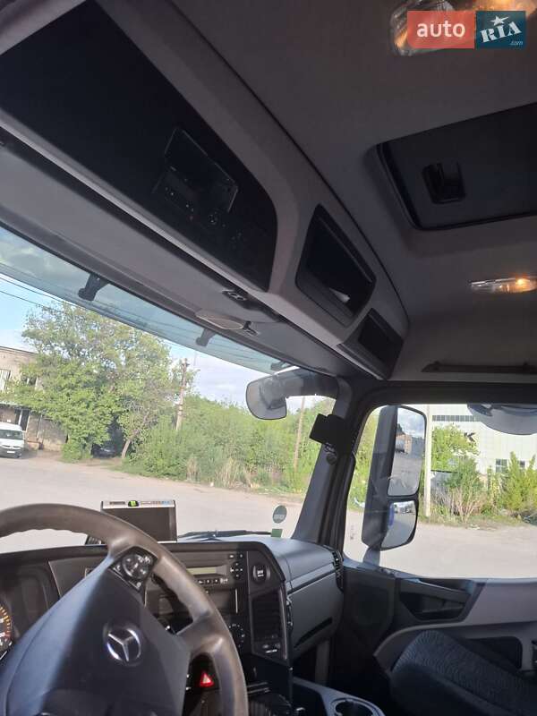 Грузовой фургон Mercedes-Benz Actros 2015 в Харькове