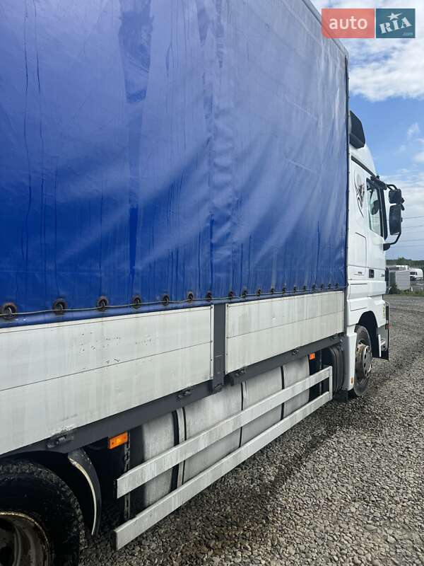Тентованый Mercedes-Benz Actros 2008 в Черновцах
