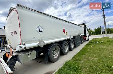 Бензовоз Mercedes-Benz Actros 2014 в 