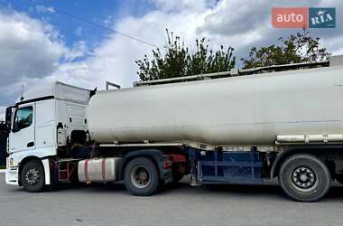 Бензовоз Mercedes-Benz Actros 2014 в 