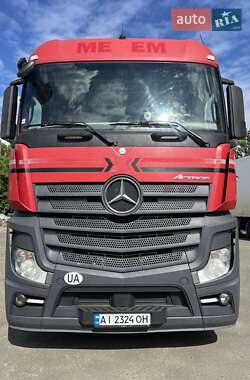 Тягач Mercedes-Benz Actros 2015 в Киеве