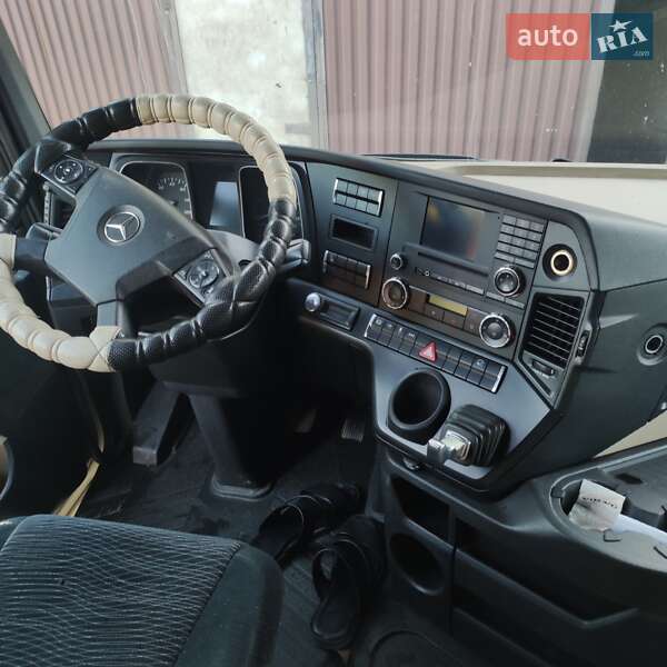 Тягач Mercedes-Benz Actros 2011 в Тячеве