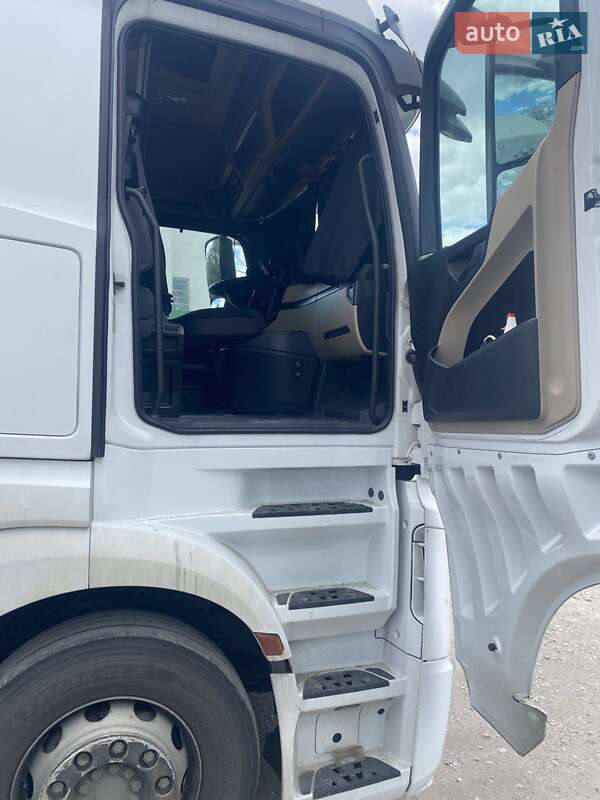 Тягач Mercedes-Benz Actros 2014 в Днепре