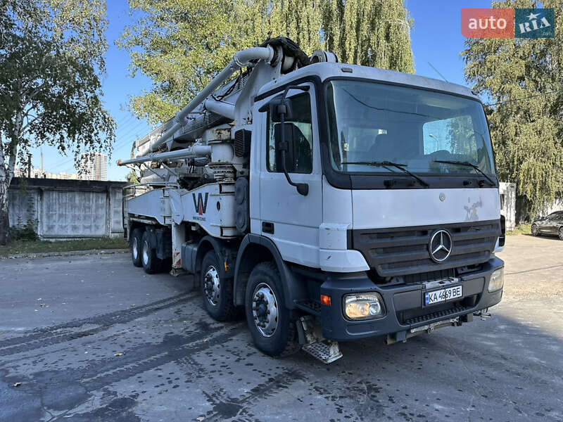 Бетононасос Mercedes-Benz Actros 2006 в Киеве