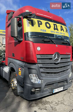 Тягач Mercedes-Benz Actros 2013 в Бучі