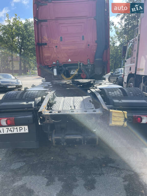 Тягач Mercedes-Benz Actros 2013 в Буче