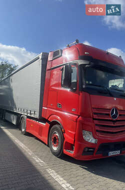 Тягач Mercedes-Benz Actros 2013 в Вараше