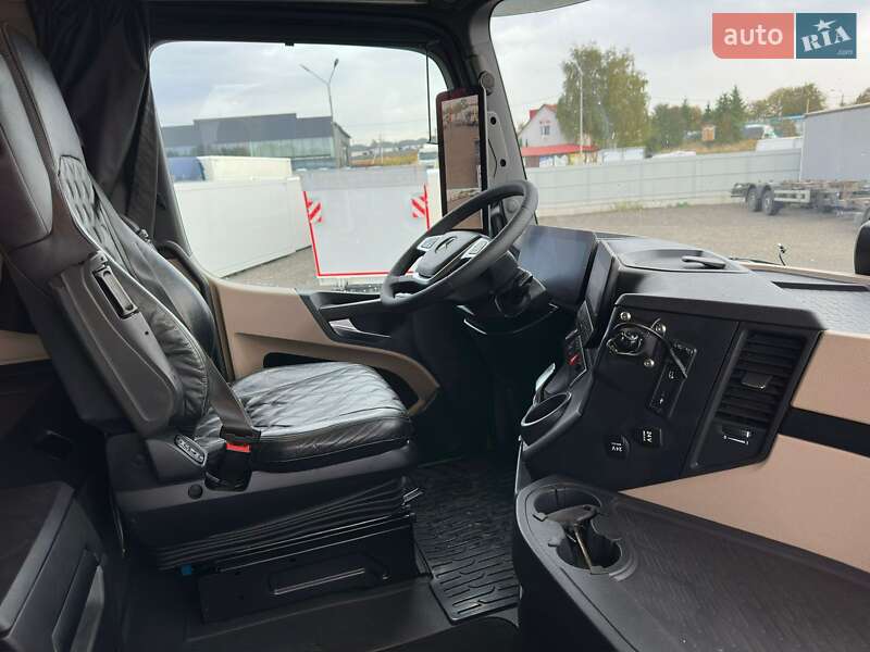 Контейнеровоз Mercedes-Benz Actros 2020 в Луцке