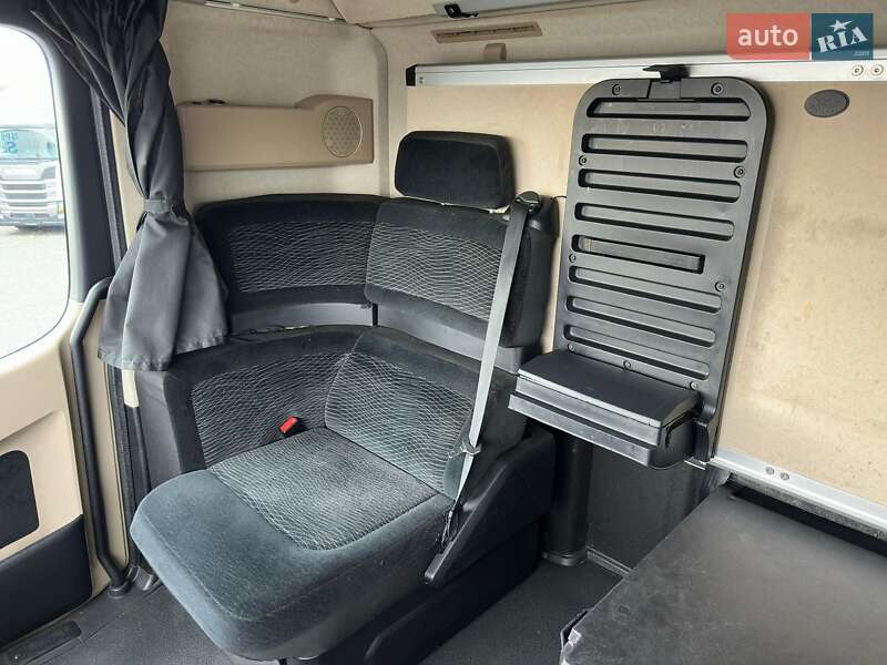 Контейнеровоз Mercedes-Benz Actros 2020 в Луцке