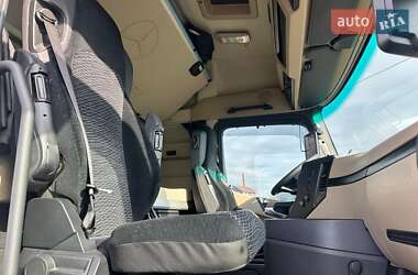 Контейнеровоз Mercedes-Benz Actros 2021 в 
