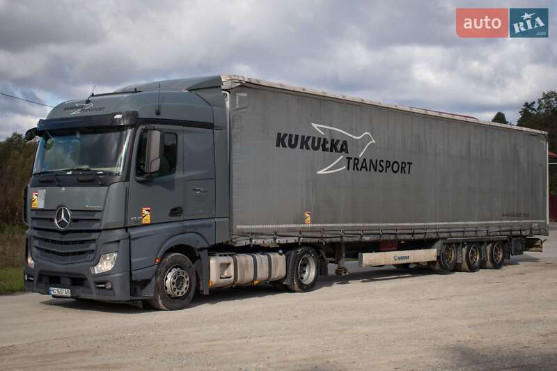 Тягач Mercedes-Benz Actros 2013 в Львове