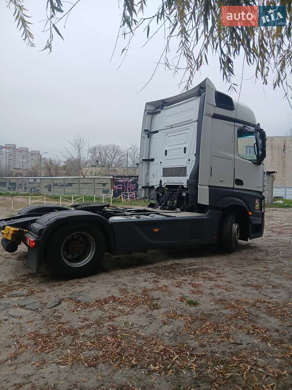 Тягач Mercedes-Benz Actros 2014 в Киеве фото 5 Тягач Mercedes-Benz Actros 2014 в Киеве