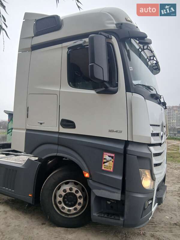 Тягач Mercedes-Benz Actros 2014 в Киеве фото 8 Тягач Mercedes-Benz Actros 2014 в Киеве