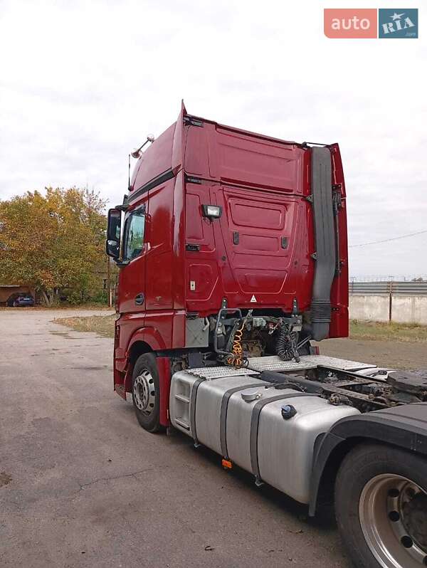 Тягач Mercedes-Benz Actros 2013 в Днепре