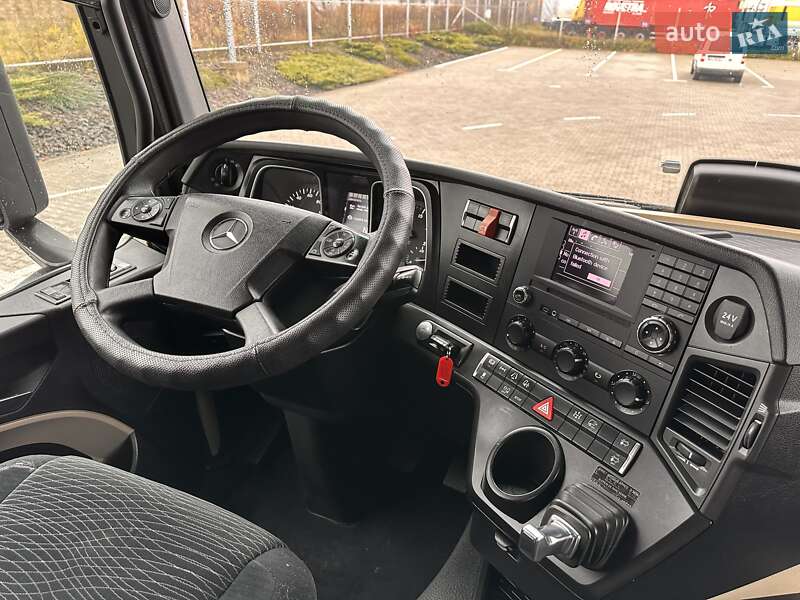 Тягач Mercedes-Benz Actros 2016 в Луцке