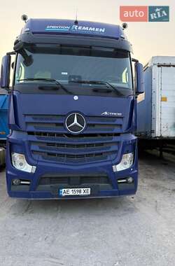 Тягач Mercedes-Benz Actros 2015 в Дніпрі