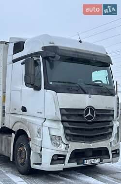Тягач Mercedes-Benz Actros 2015 в Киеве