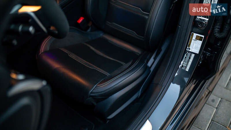 Купе Mercedes-Benz AMG GT 4-Door Coupe 2019 в Чернівцях
