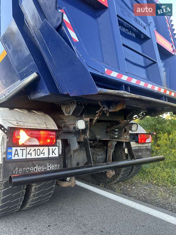 Самоскид Mercedes-Benz Arocs 2015 в Івано-Франківську