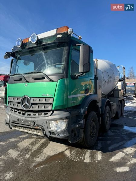 Mercedes-Benz Arocs 2017