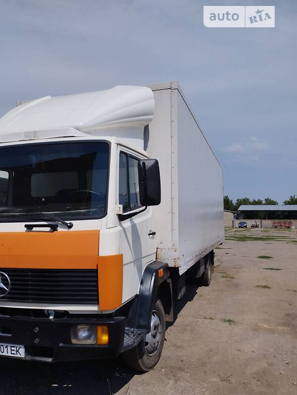 Mercedes-Benz Atego 809 long