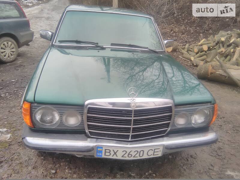 Седан Mercedes-Benz Atego 1980 в 