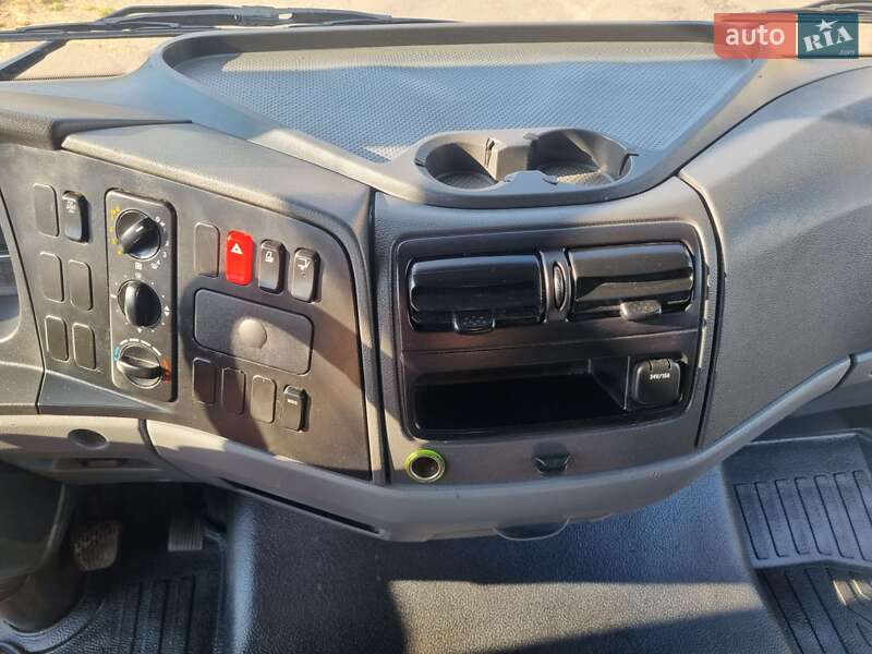 Грузовой фургон Mercedes-Benz Atego 2012 в Ровно